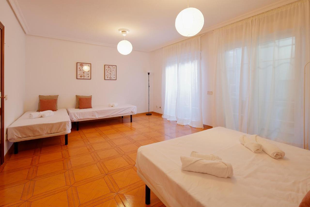 Villa 158A Triplex Rinconin Con Piscina Gijón Exterior foto