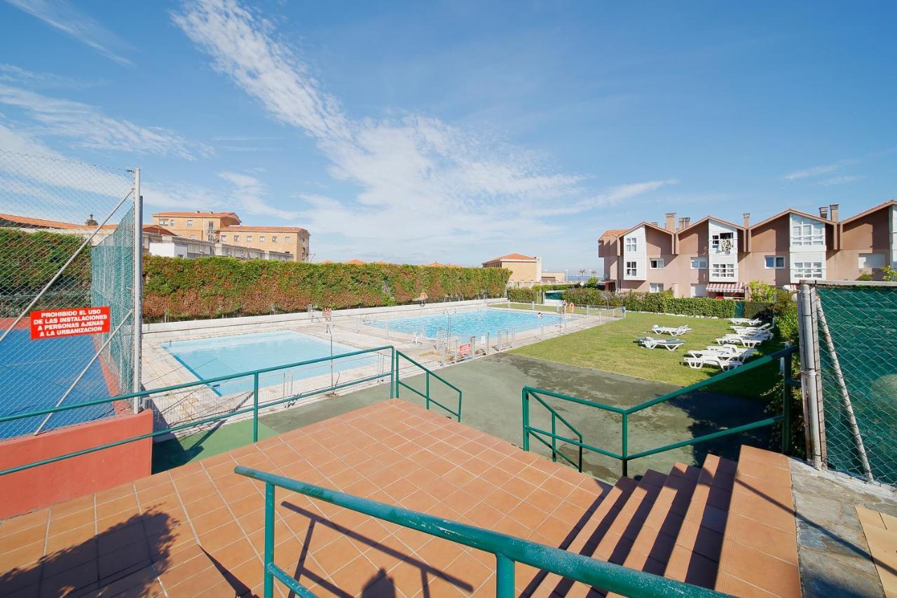 Villa 158A Triplex Rinconin Con Piscina Gijón Exterior foto